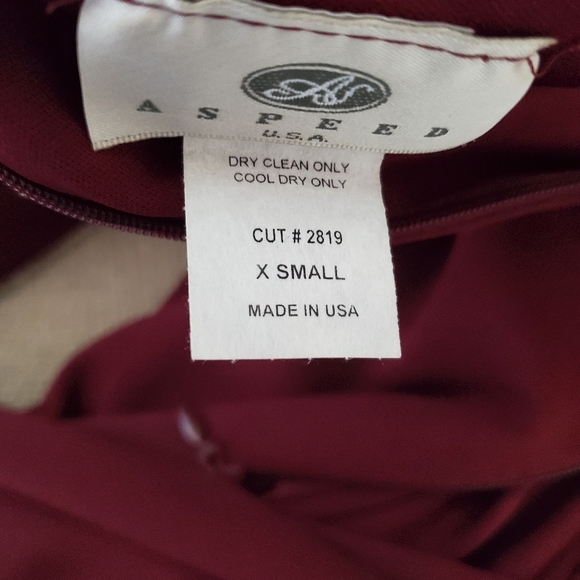 Burgundy long bridesmaids gown dress with train - Picture 8 of 8